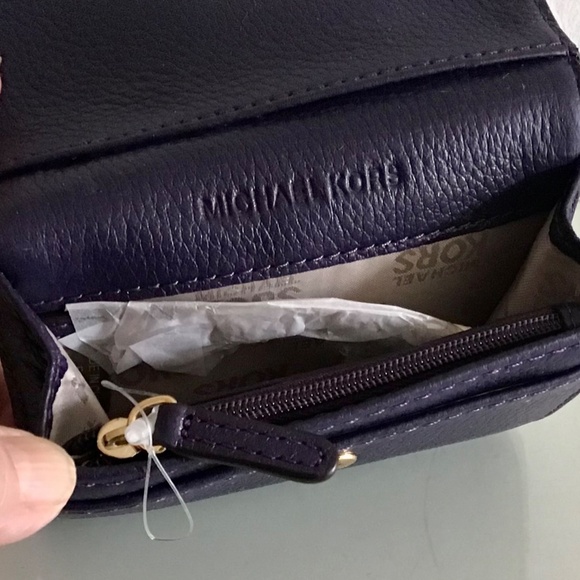 NWT - Michael Kors Flap Coin Purse - Picture 4 of 7